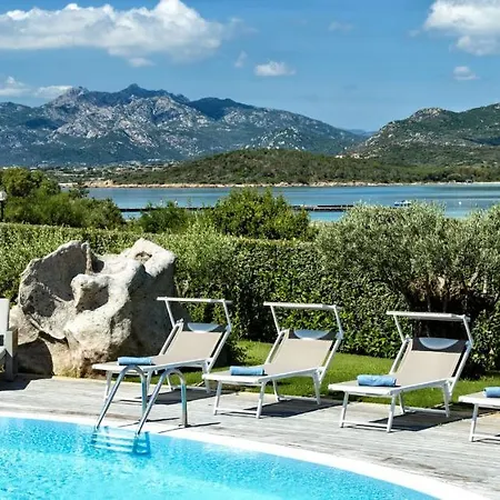 Salina - Ela Sardinia In Villa *